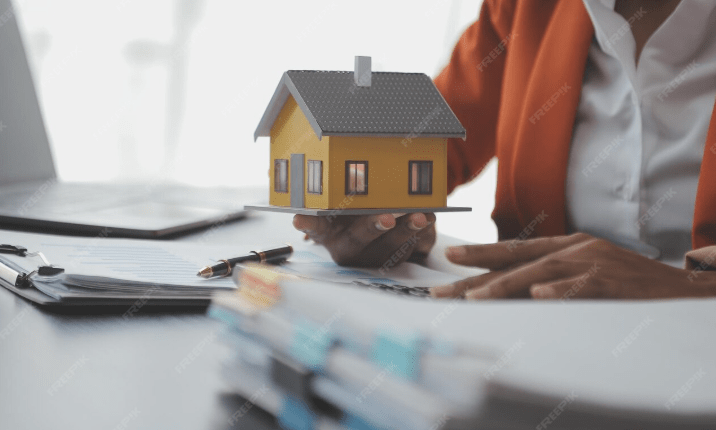 when to worry about house not selling